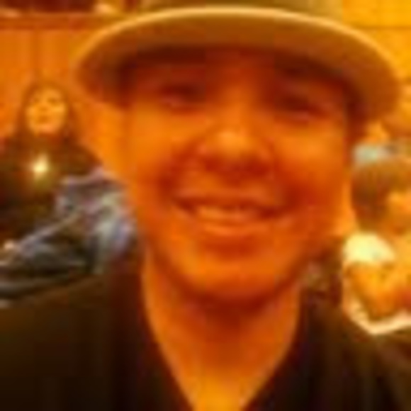 Meet your Posher, Quentin - Picture 1 of 1